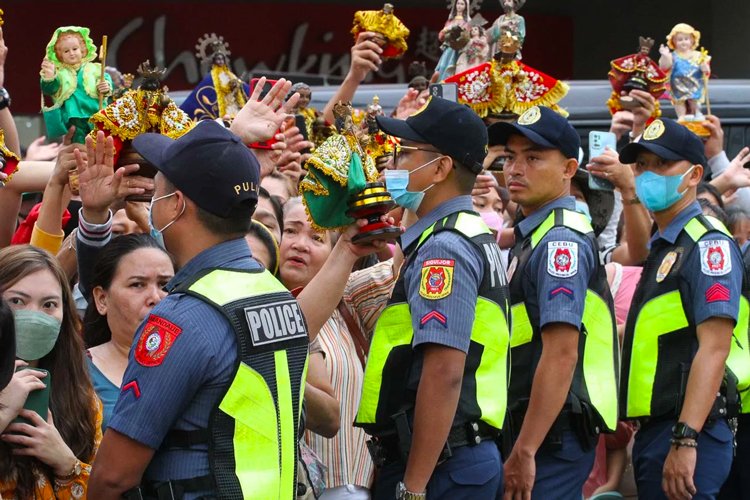 Police on Duty during Sinulog